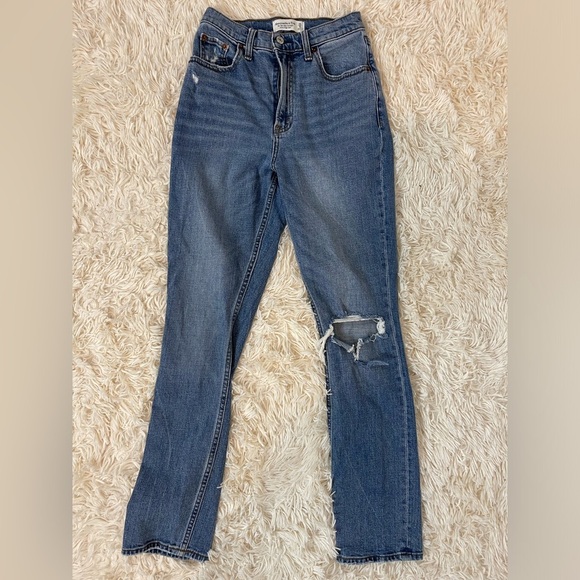 Abercrombie & Fitch 90’s Slim Straight ultra high rise distressed 25/0S blue - Picture 1 of 7